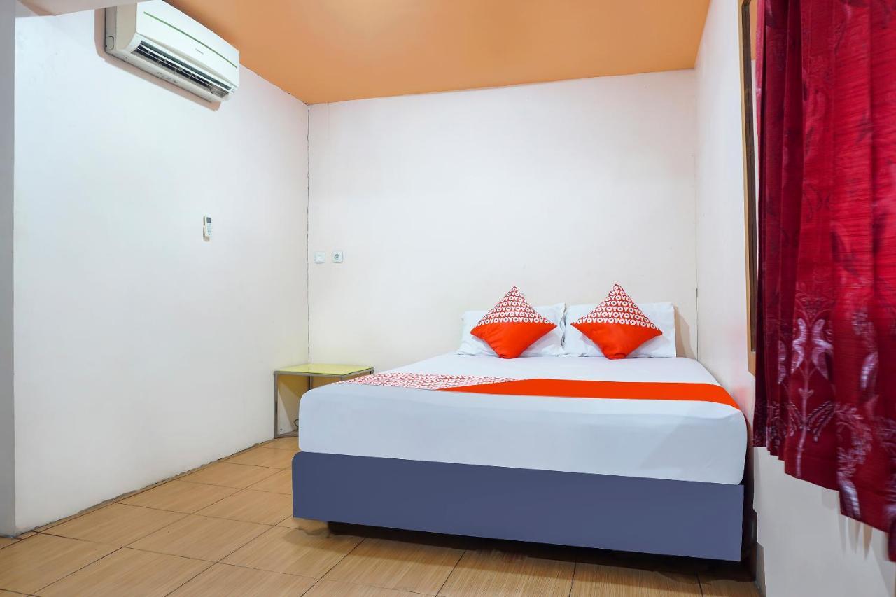 Oyo 90923 Makassar Cottage Balangberu Luaran gambar