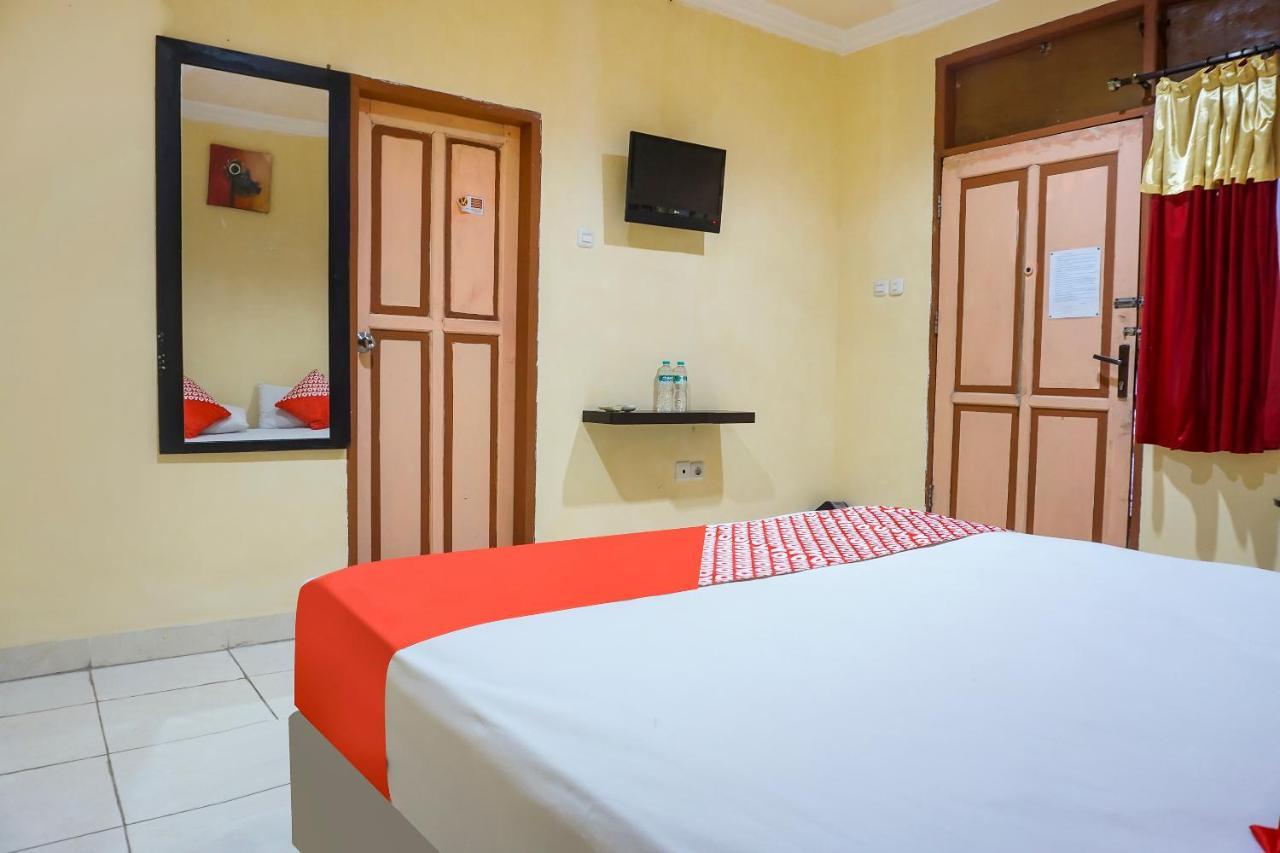 Oyo 90923 Makassar Cottage Balangberu Luaran gambar