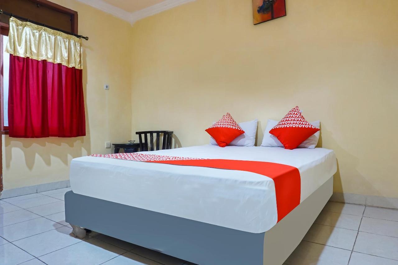 Oyo 90923 Makassar Cottage Balangberu Luaran gambar