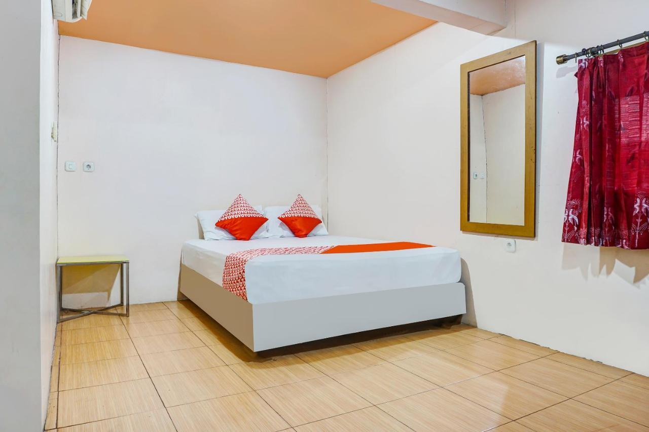 Oyo 90923 Makassar Cottage Balangberu Luaran gambar